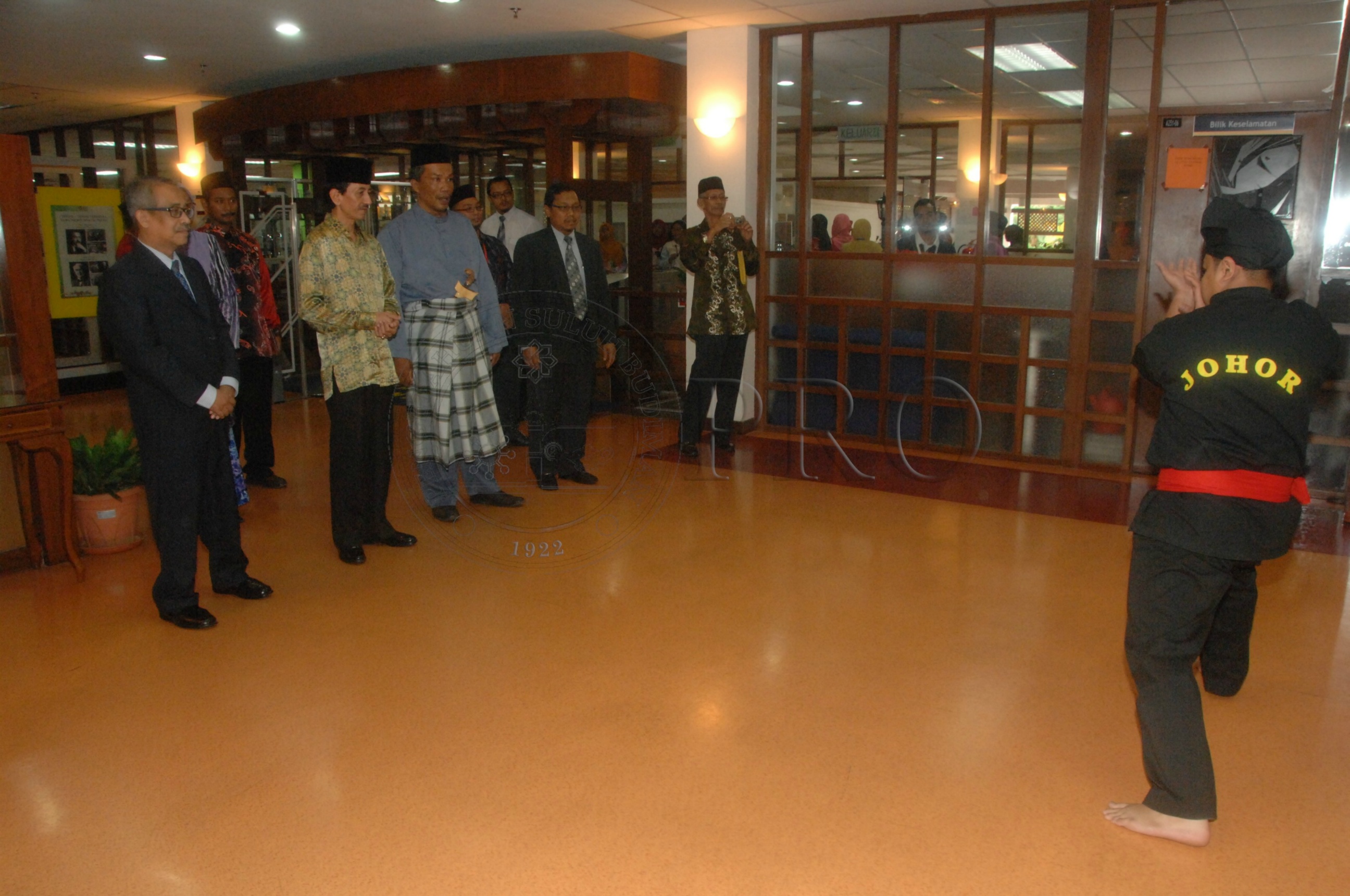 PRO 14 33 WACANA FBA 0072